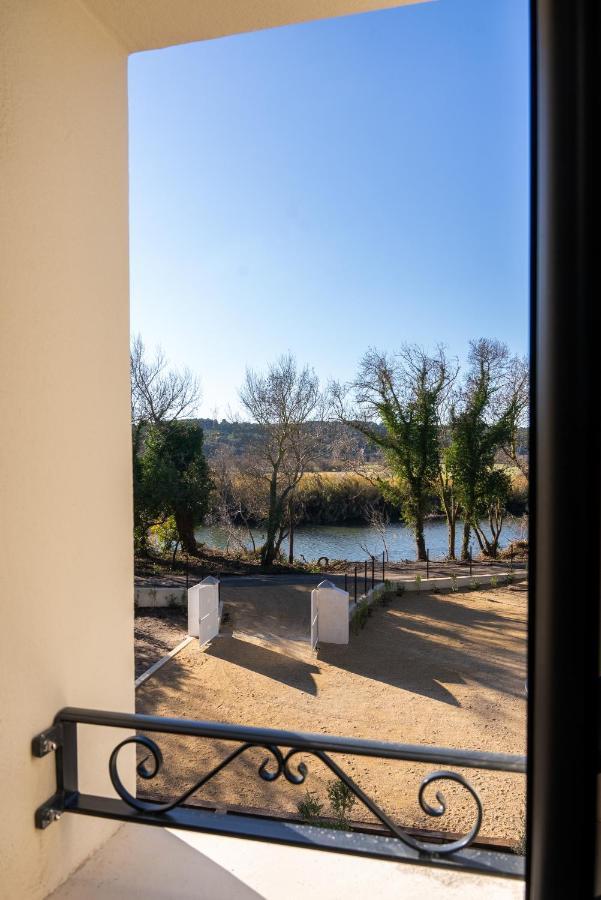 Domaine De Merins, 10 Couchages Avec Piscine, Face A La Riviere, A 4Km De La Plage Fleury  Exterior photo